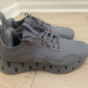 REEBOK ZIG DYNAMICA WOMEN'S SHOES